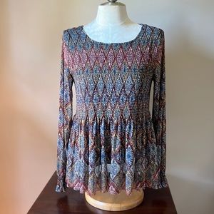 Multi color long sleeve top